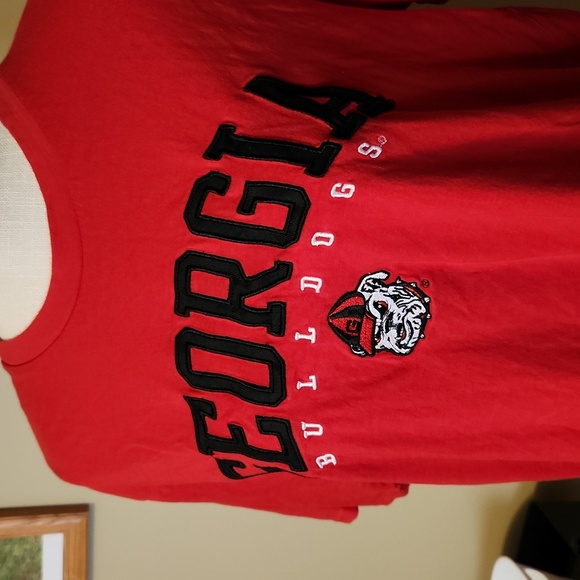 Georgia Bulldogs embroidered tshirt, women - Picture 2 of 5